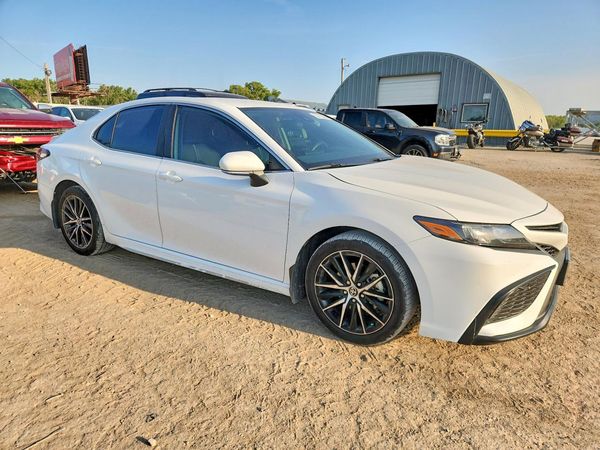 2024 TOYOTA CAMRY
