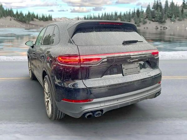 2023 PORSCHE CAYENNE