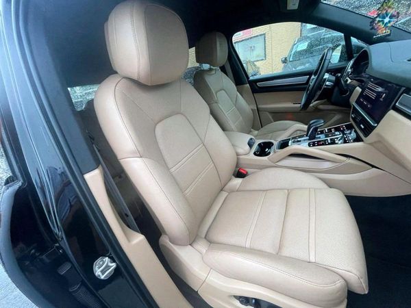 2023 PORSCHE CAYENNE