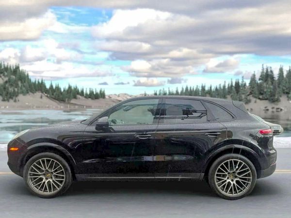 2023 PORSCHE CAYENNE