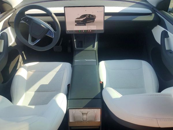2026 TESLA MODEL Y