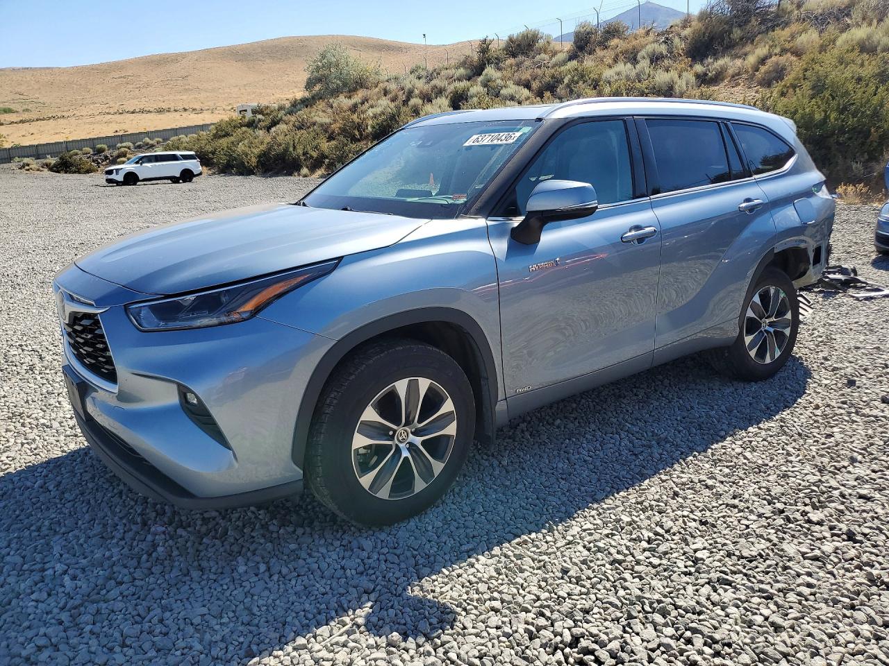 2021 TOYOTA HIGHLANDER XLE Nav
