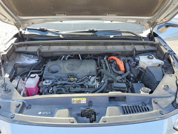 2021 TOYOTA HIGHLANDER XLE Nav