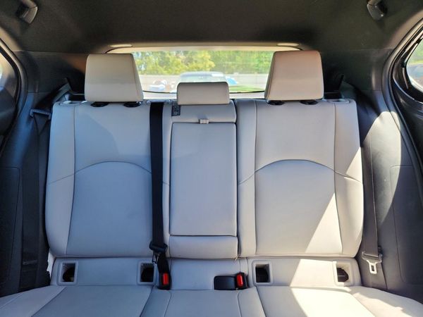 2021 LEXUS UX 250h Premium
