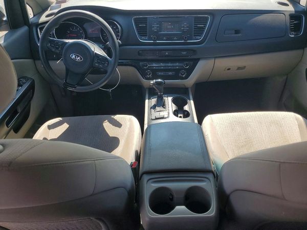 2016 KIA SEDONA L - Low level