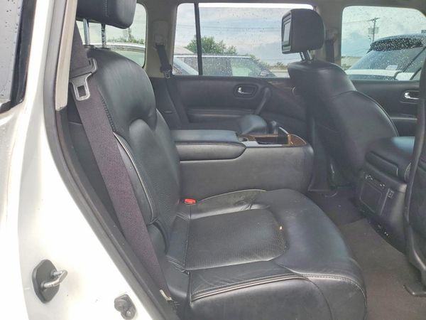 2016 INFINITI QX80
