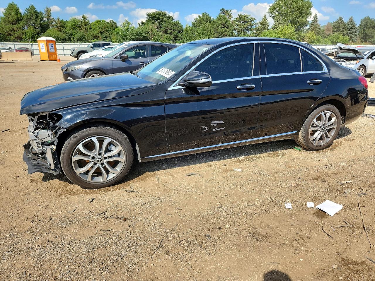 2017 MERCEDES-BENZ C C300-4M
