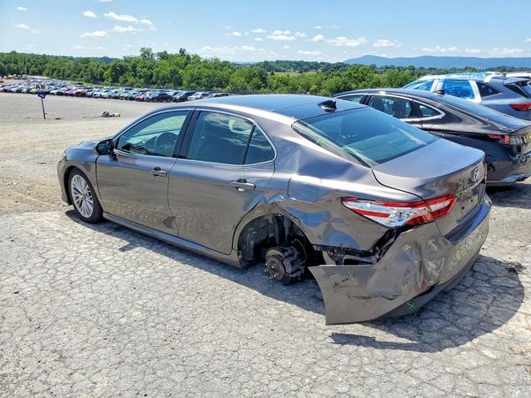 2019 TOYOTA CAMRY
