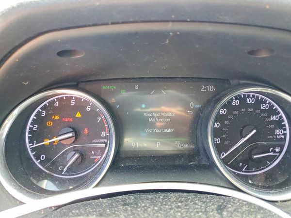 2019 TOYOTA CAMRY