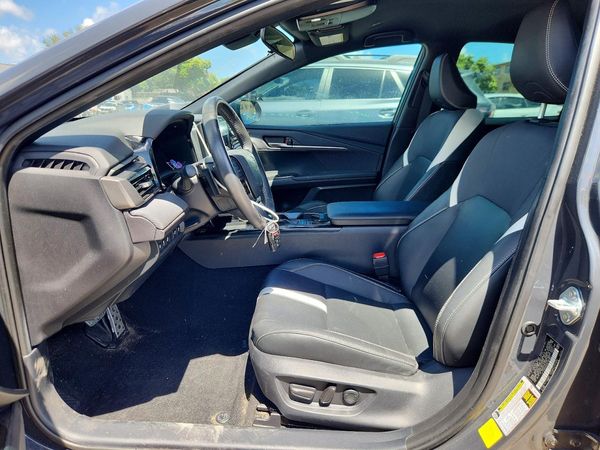 2025 TOYOTA CAMRY — DENT