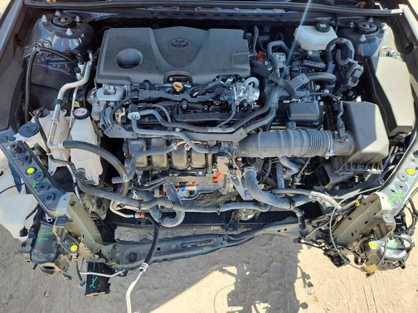2025 TOYOTA CAMRY — Engine bay