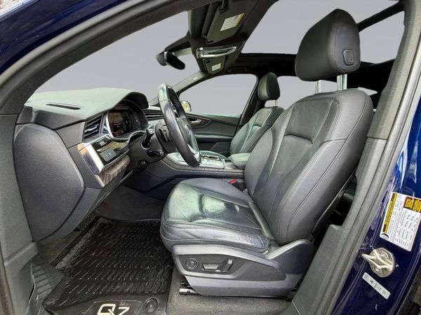 2021 AUDI Q7 quattro Premium