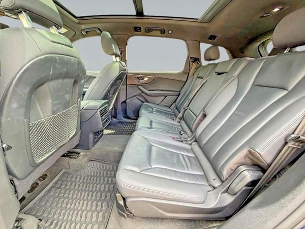2021 AUDI Q7 quattro Premium