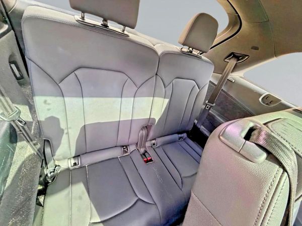 2021 AUDI Q7 quattro Premium
