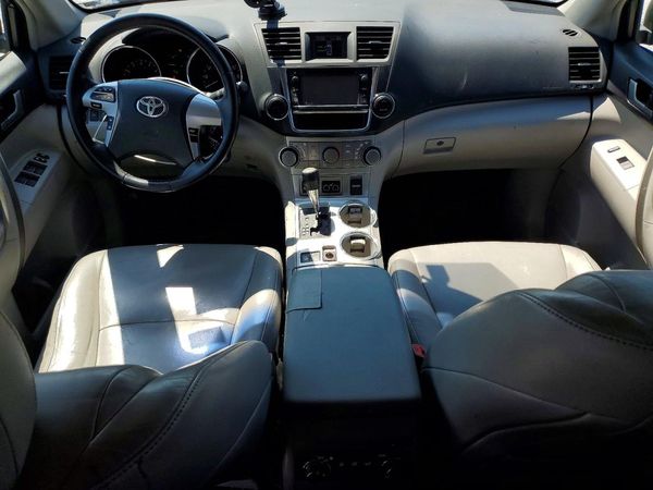 2013 TOYOTA HIGHLANDER Base/Hybrid