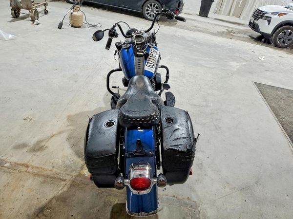2018 HARLEY-DAVIDSON FLHCS