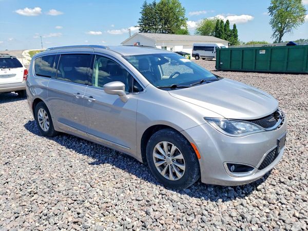 2018 CHRYSLER PACIFICA