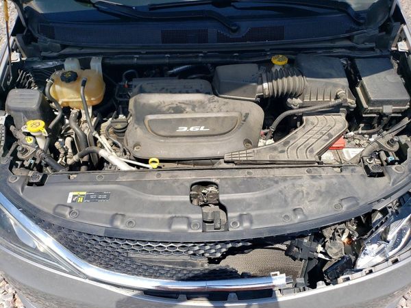 2018 CHRYSLER PACIFICA