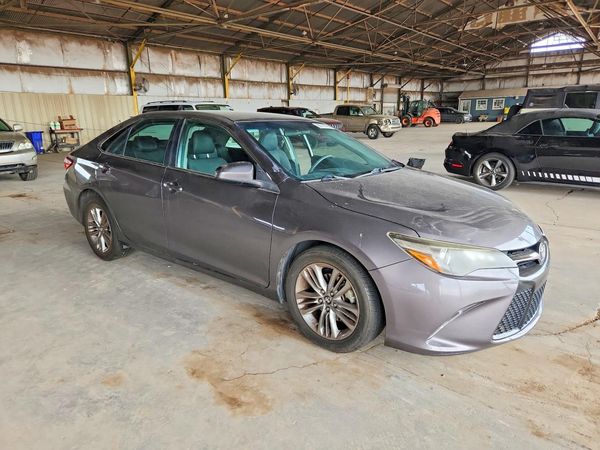 2017 TOYOTA CAMRY