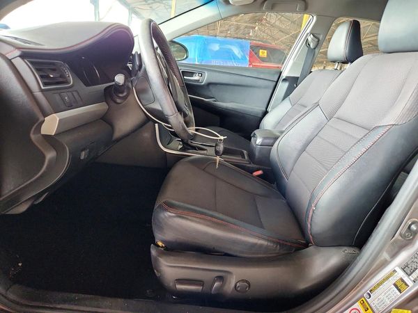 2017 TOYOTA CAMRY