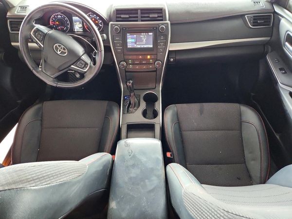 2017 TOYOTA CAMRY