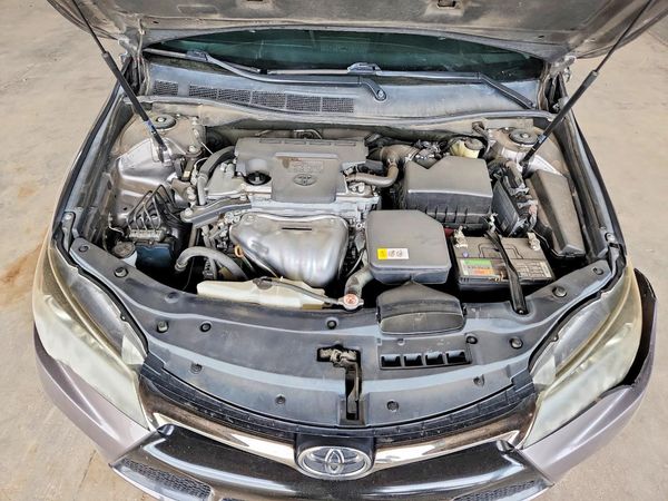 2017 TOYOTA CAMRY