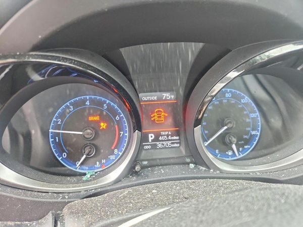 2016 TOYOTA COROLLA