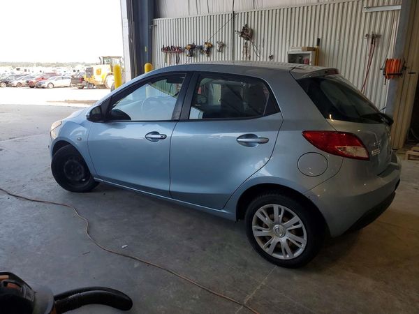 2013 MAZDA MAZDA2 Sport/GX