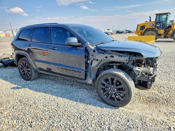 2018 JEEP GRAND CHEROKEE Laredo