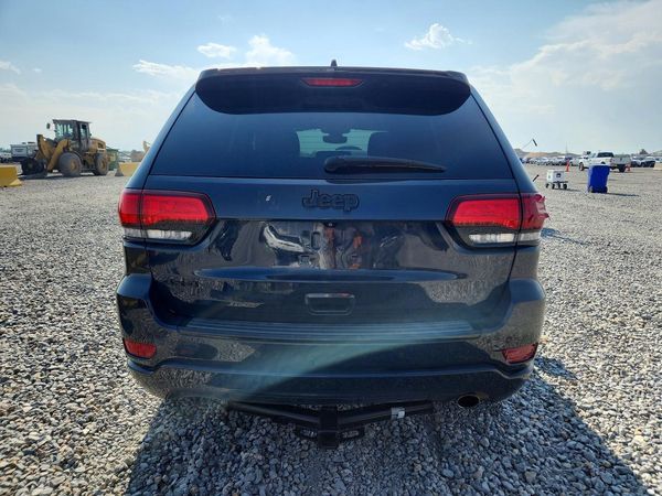 2018 JEEP GRAND CHEROKEE Laredo