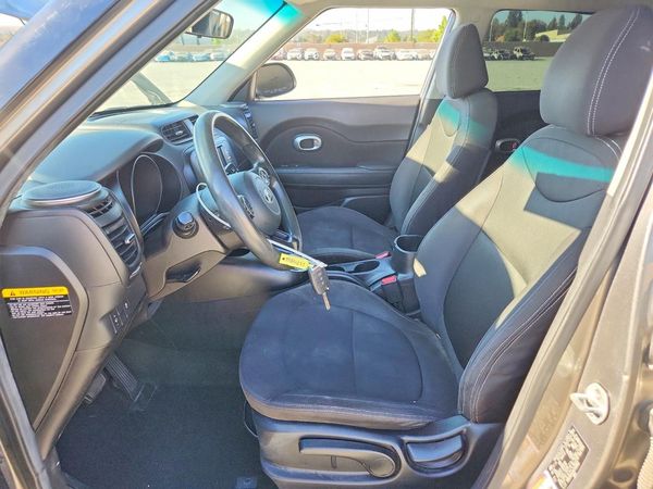 2017 KIA SOUL Base