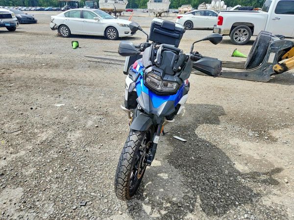 2025 BMW F800 — DIRF