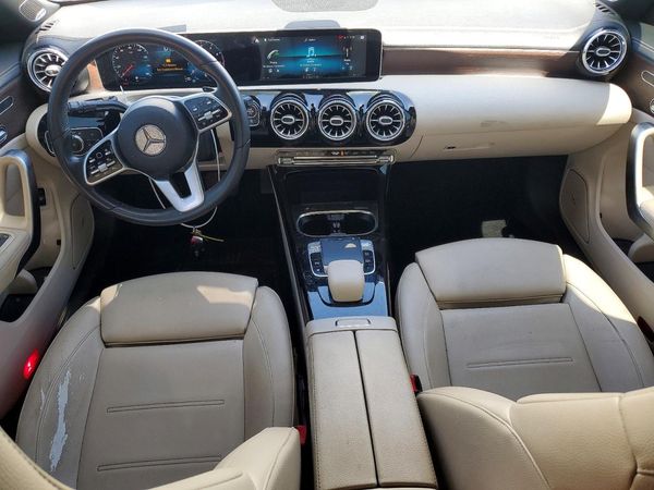 2020 MERCEDES-BENZ CLA