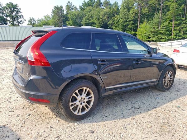 2016 VOLVO XC60