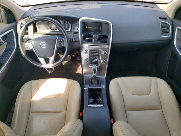 2016 VOLVO XC60