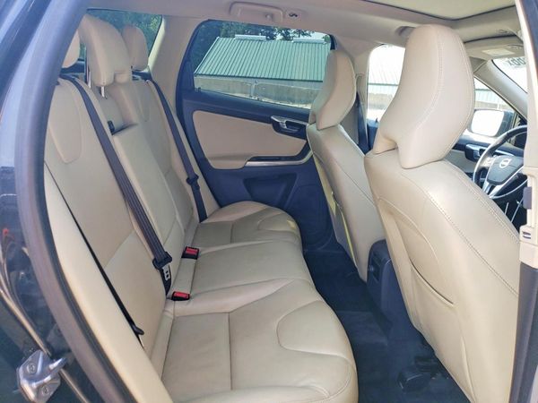 2016 VOLVO XC60