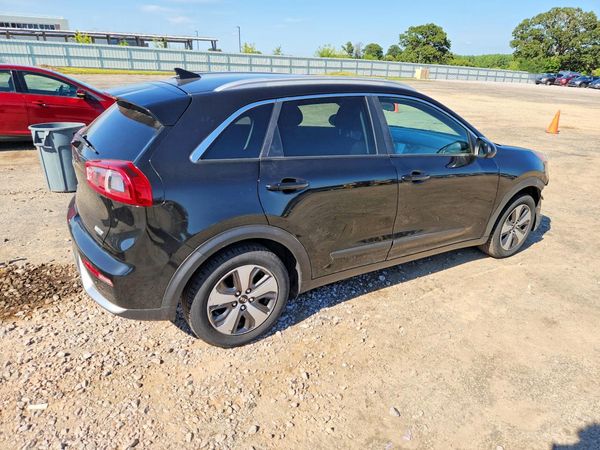 2017 KIA NIRO FE / LX / LX Tech