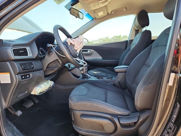 2017 KIA NIRO FE / LX / LX Tech