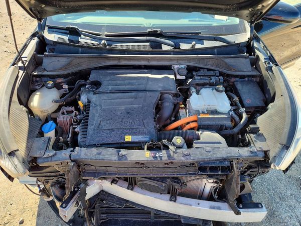 2017 KIA NIRO FE / LX / LX Tech