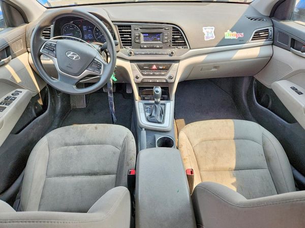 2017 HYUNDAI ELANTRA