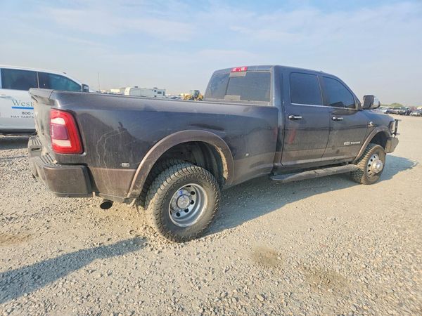 2021 RAM 3500