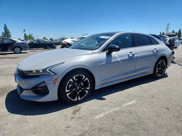 2021 KIA K5
