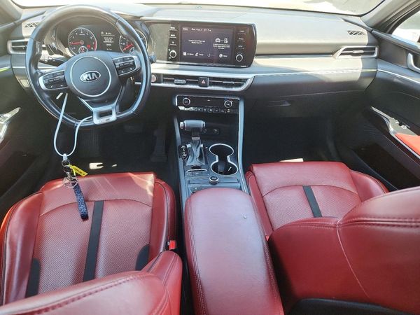 2021 KIA K5 GT-Line