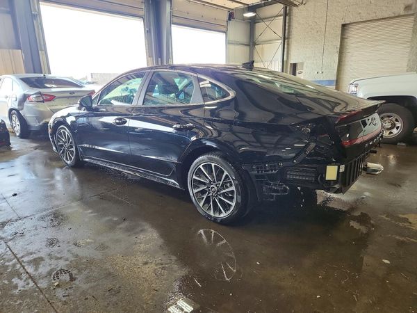 2023 HYUNDAI SONATA Limited