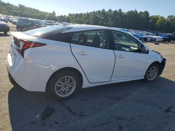 2021 TOYOTA PRIUS