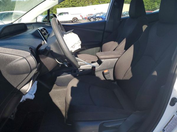 2021 TOYOTA PRIUS