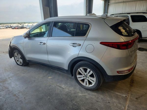 2017 KIA SPORTAGE LX