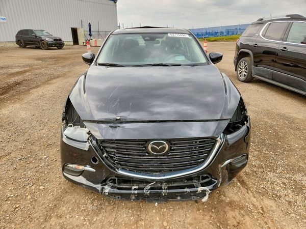 2018 MAZDA 3 Touring