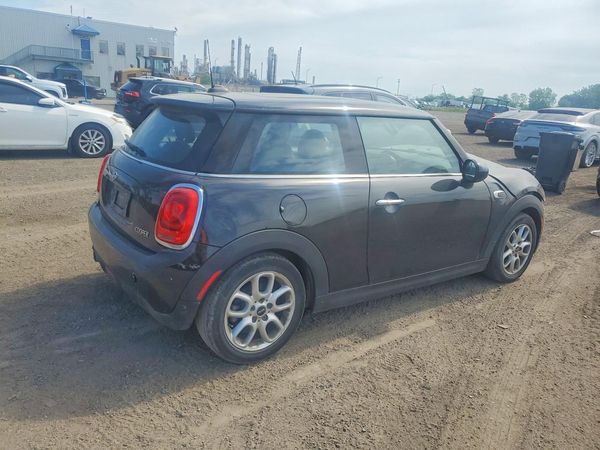 2019 MINI COOPER