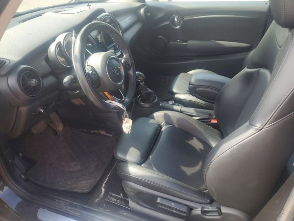 2019 MINI COOPER